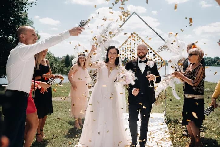 Ile w prezencie na wesele? Odpowiednia kwota i pomysły na prezenty